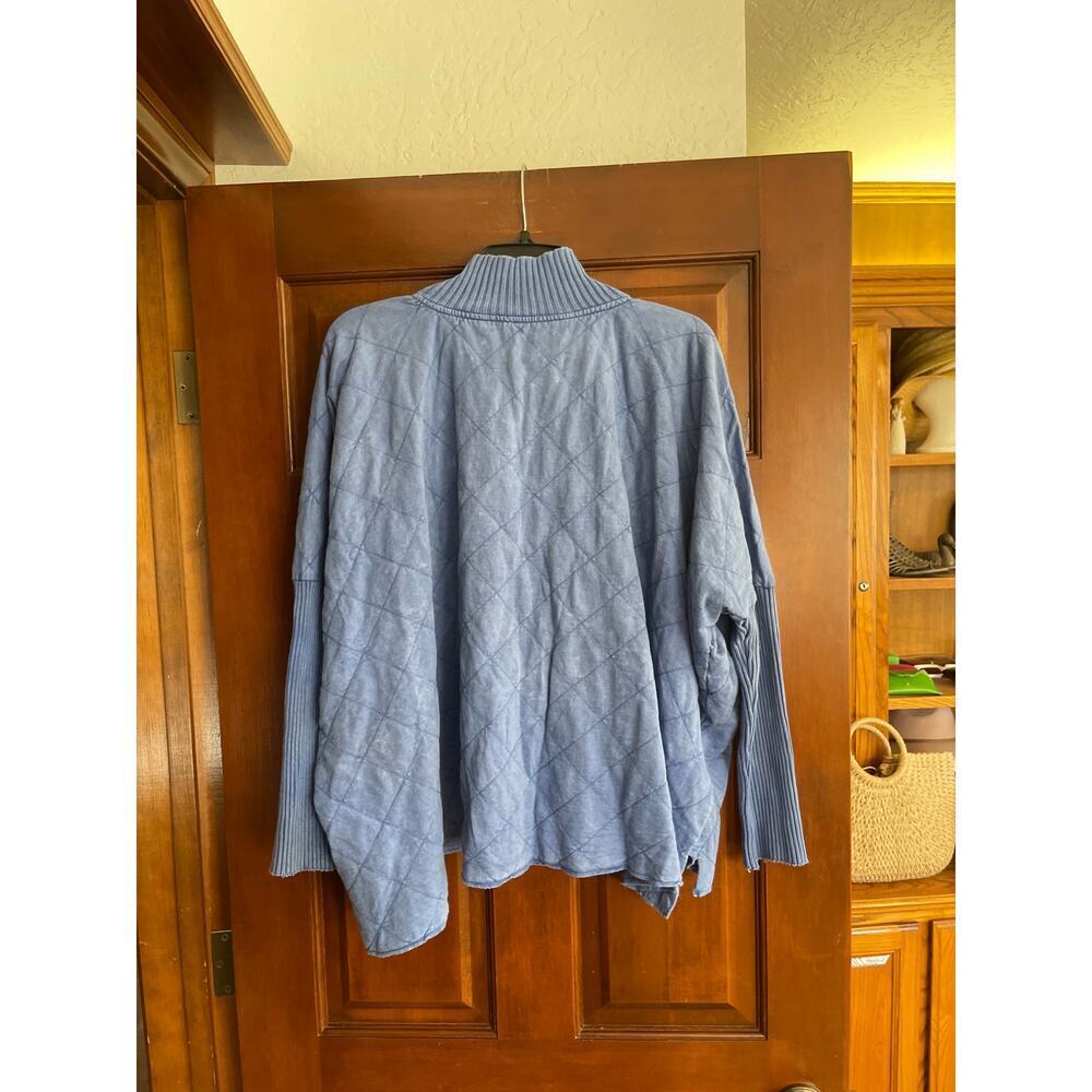 Free People ONE Shiloh Quilted Sweatshirt Pullover Zip Swing Hi Lo Small Blue - Picture 6 of 6